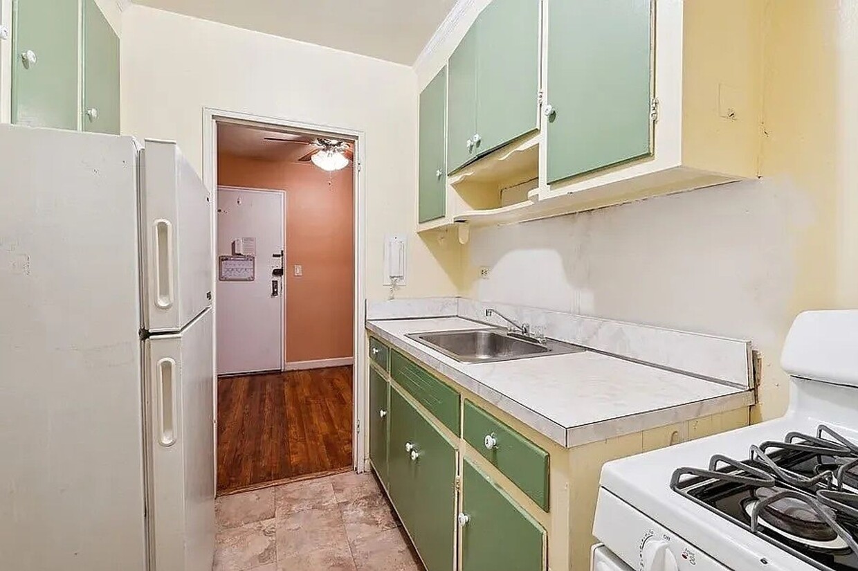 Delightful 1 Bedroom 1 Bathroom Available - Delightful 1 Bedroom 1 Bathroom  Available