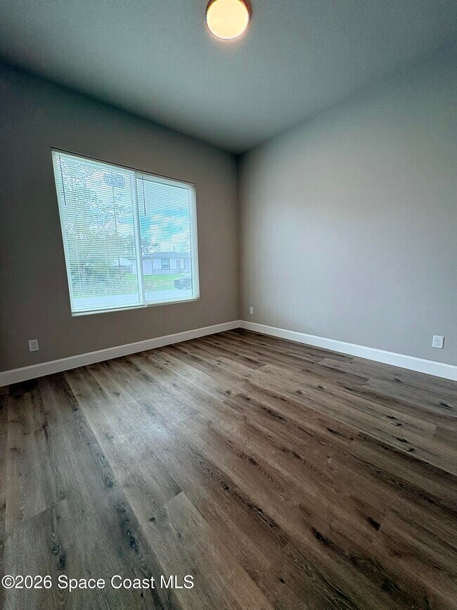 Foto del edificio - 3267 Slama Ave