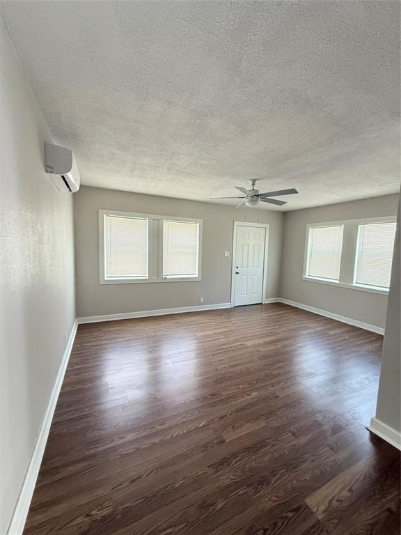 Foto del edificio - 5136 Polk St