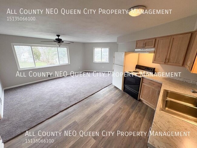 Building Photo - 21 Valleyview Dr