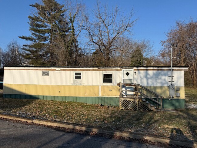 Foto del edificio - 2 Bedroom 1 Bath Home located in Greeneville, TN