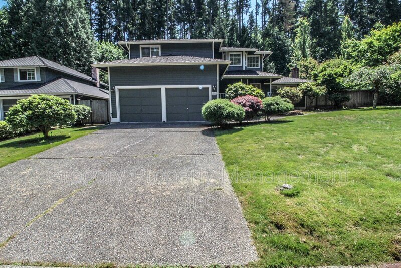 Primary Photo - 1002 215th St SE