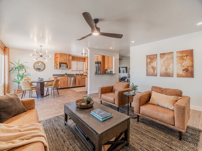 Building Photo - 1430 W Jerome Ave