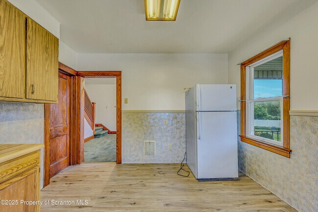 Building Photo - 443 14th Ave