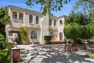 Building Photo - 107 N Mansfield Ave