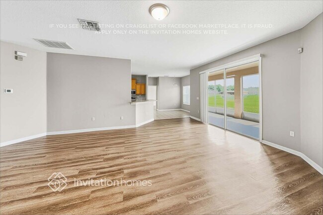 Foto del edificio - 2879 Bronco Ave