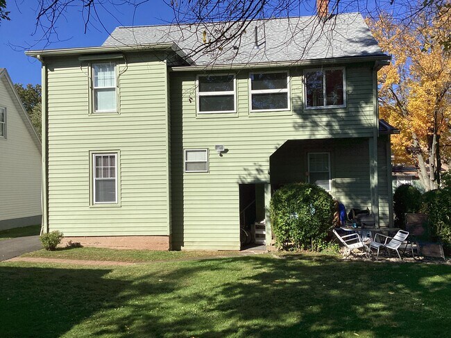 Foto del edificio - 18 Rockland St