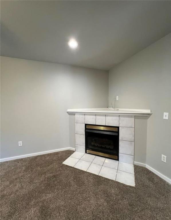 Building Photo - 910 N Meadowlands Dr