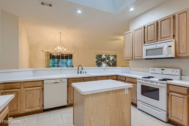 Foto del edificio - 3 br, 2 bath House - 609 Blair Drive