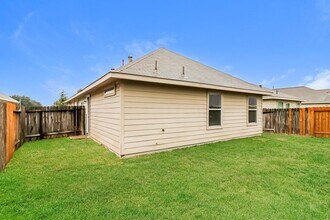 Building Photo - 6018 Sugar Field Ln