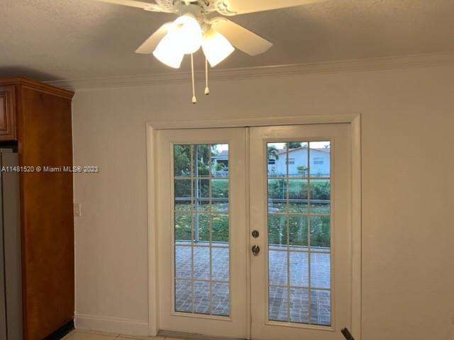 Foto del edificio - 6620 NW 24th Ct