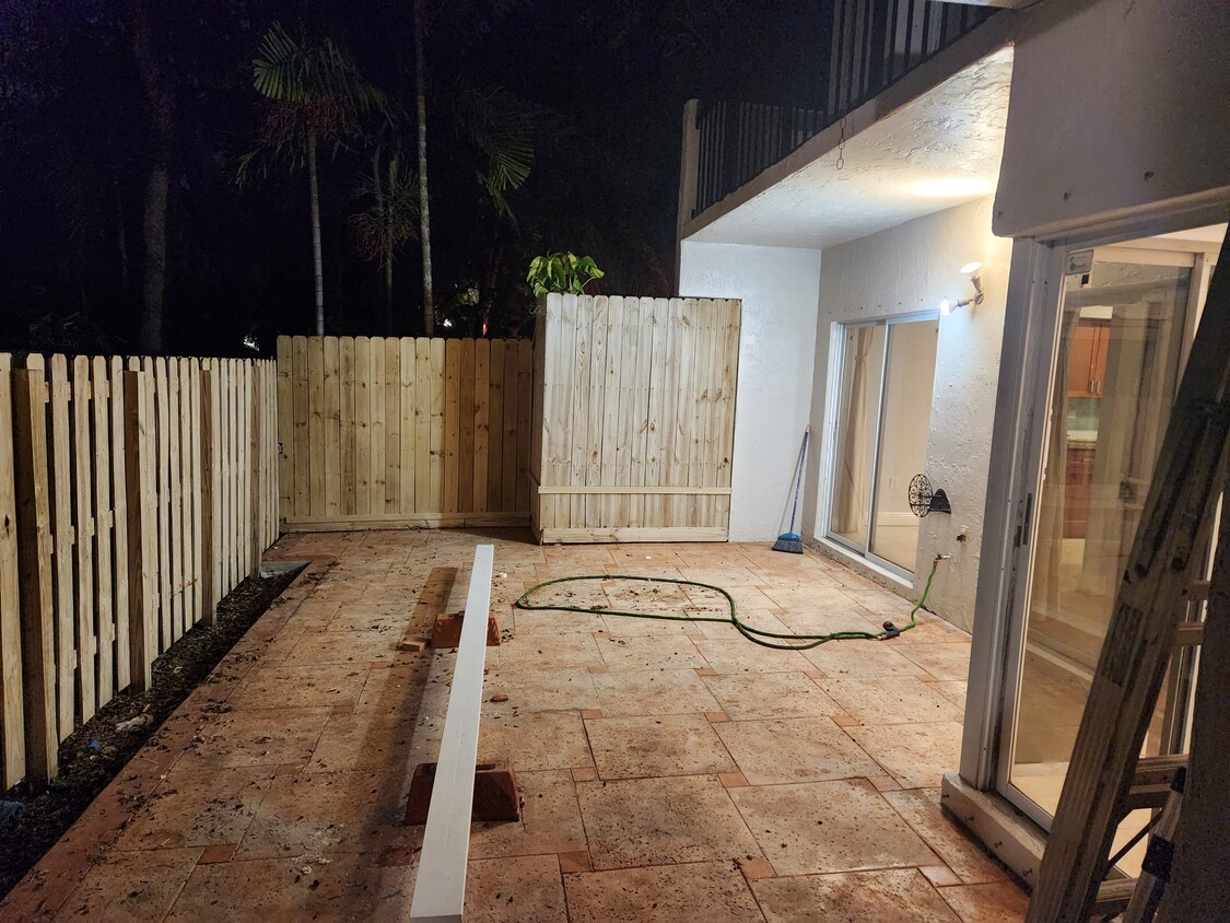 Photo - 10925 SW 75th St (Miami, FL)