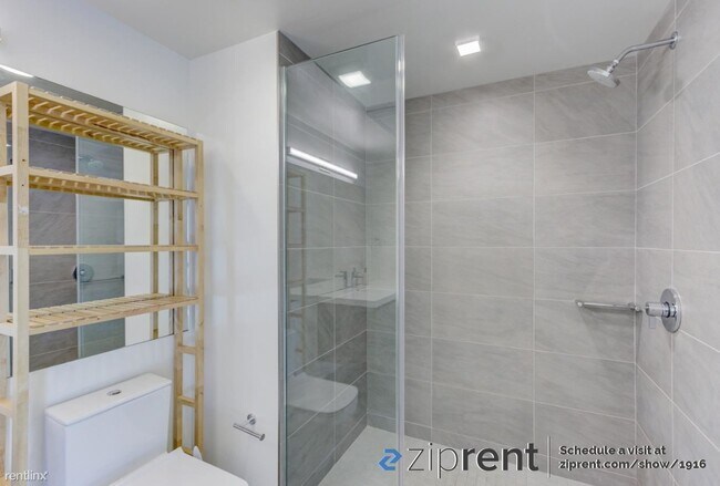 Foto del edificio - 1 br, 1 bath Condo - 1545 Pine St, San Fra...