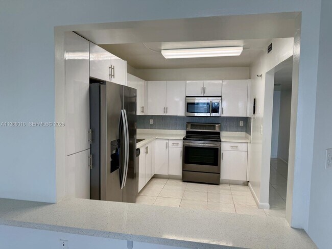 Foto del edificio - 20850 San Simeon Way