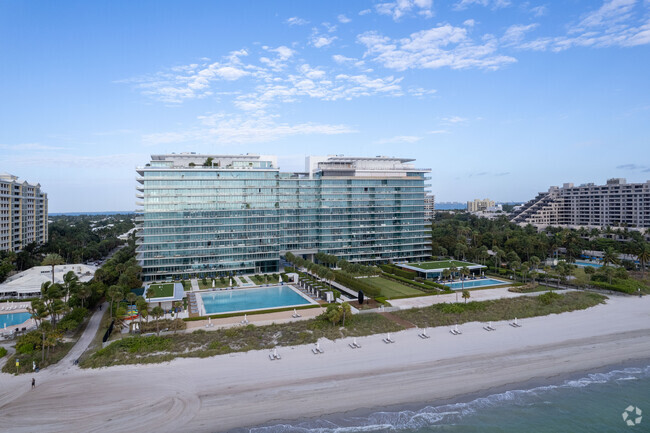 Key Biscayne Apartments