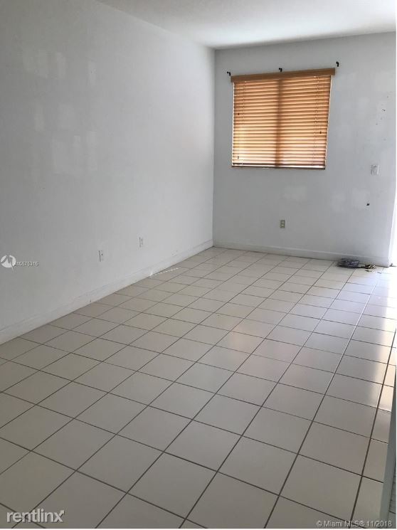 Building Photo - 2 br, 2.5 bath  - Keys Cove