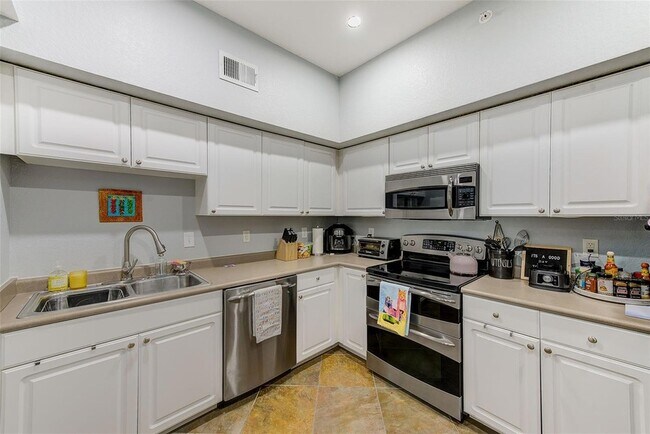 Foto del edificio - 402 S Armenia Ave