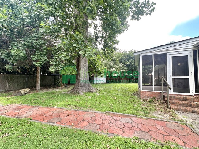 Photo - 417 Lynn Shores Drive House