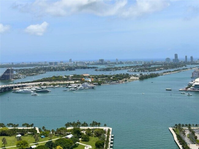 Building Photo - 888 Biscayne Blvd