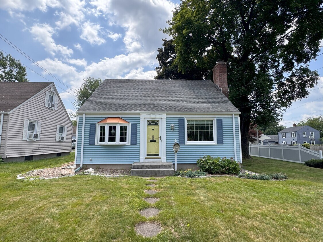 Primary Photo - 59 Robbins Ave