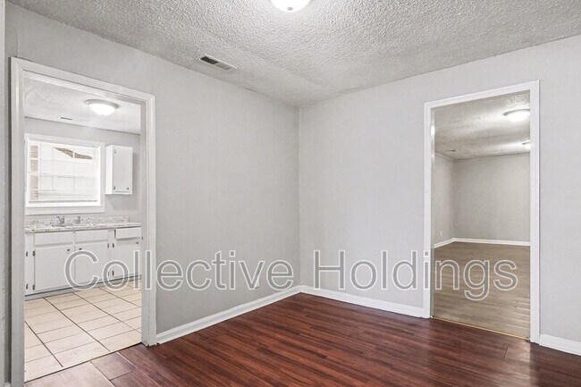 Foto del edificio - 1872 Princeton Ct SW