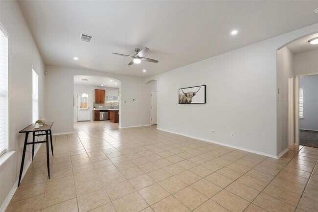 Foto del edificio - 11720 Channing Dr