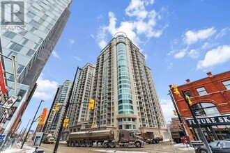 Building Photo - 200-200 Rideau St