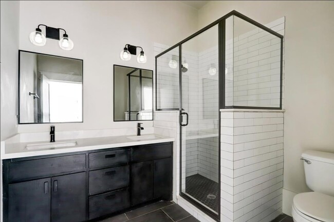 Foto del edificio - 5514 Barremore St