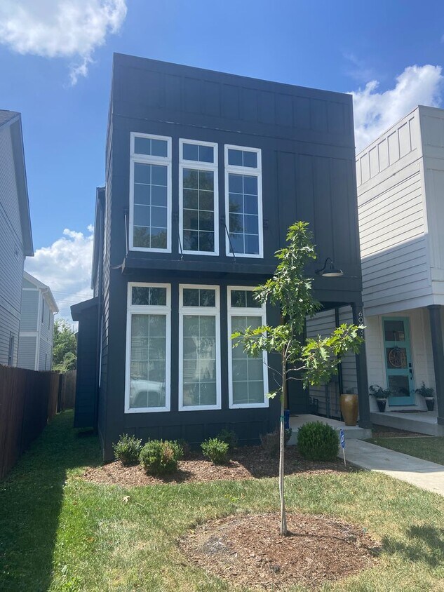 Photo - 6003A Pennsylvania Ave, Nashville, TN 37209