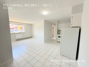 Building Photo - 892 Campbell Ave