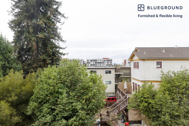 Foto del edificio - 2124 Parker St