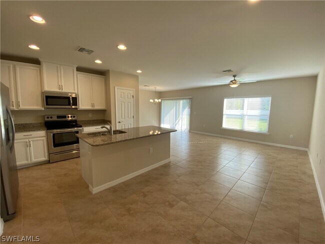 Foto del edificio - 3757 Crofton Court