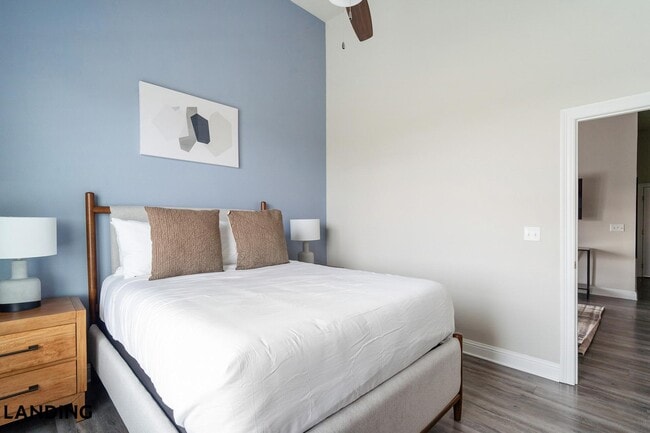 Building Photo - 1499 Central Park Blvd