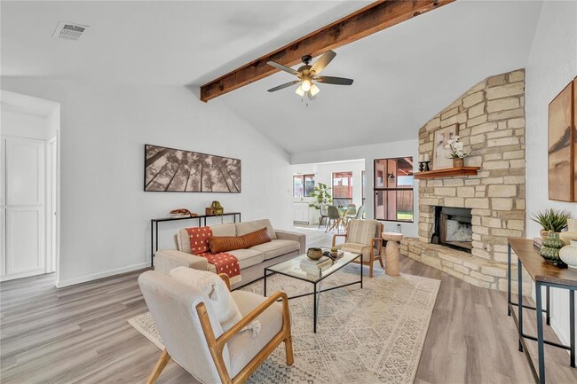 Building Photo - 1800 Tamra Ct