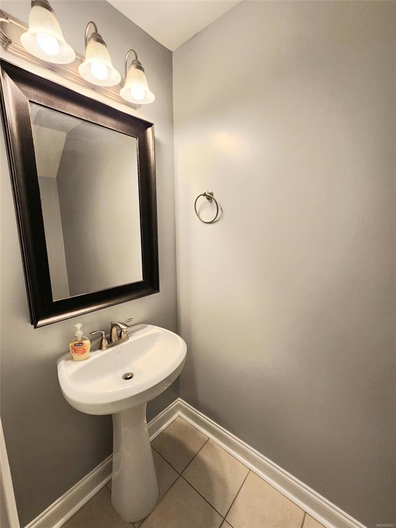 Foto del edificio - 920 Delaney Dr