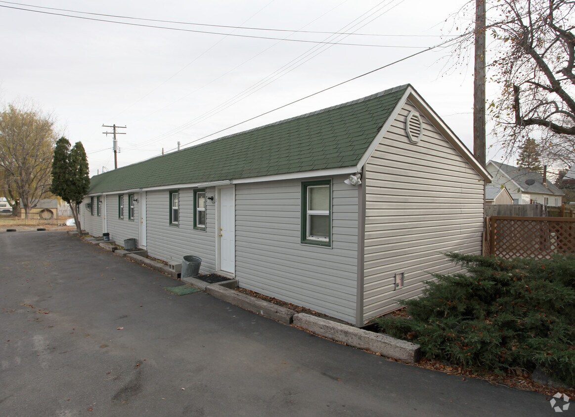 Primary Photo - 203 S Greenwood St