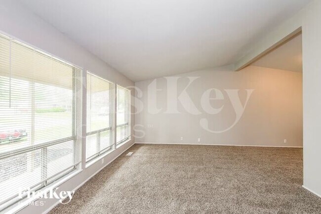 Foto del edificio - 1520 Ascot Terrace