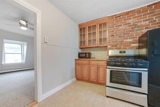 Building Photo - 155 Sussex St