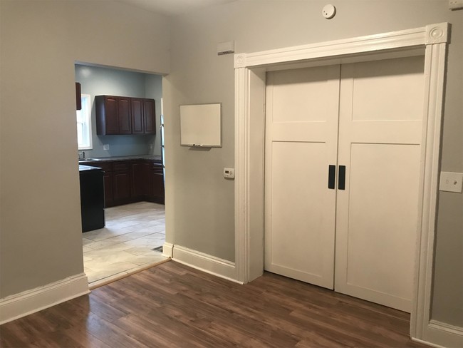 Foto del edificio - 311 Linden St