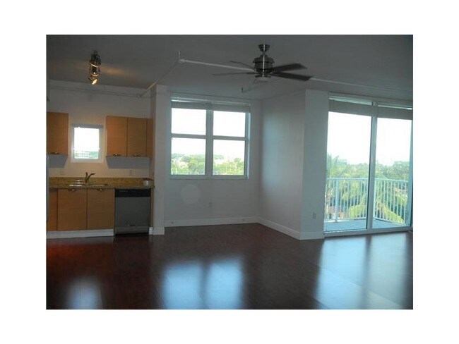 Building Photo - 3180 Coral Way