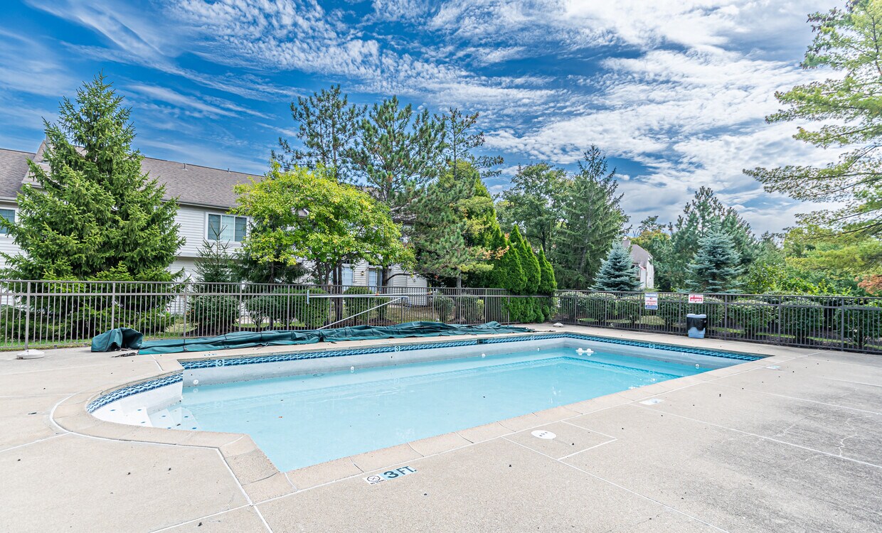 Foto principal - 539 Cloverfield Ln