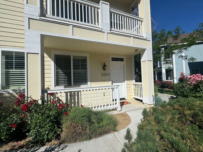 Foto del edificio - 2120 Virginia Lake Way