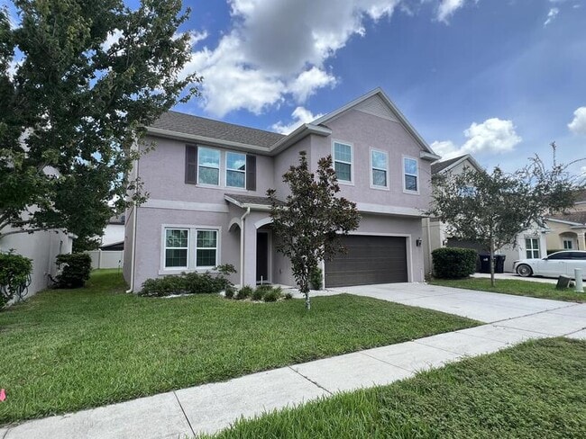 Building Photo - 14036 Lonecreek Ave