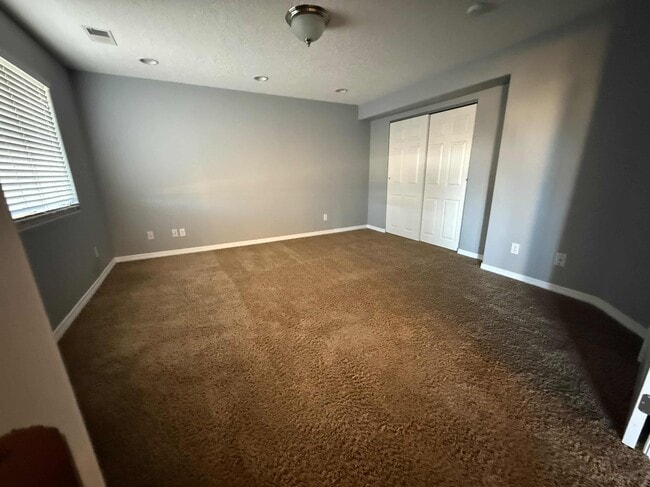 Foto del edificio - 1138 Lakecrest Ct