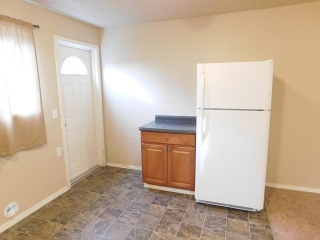 Building Photo - 1Bd/1Ba Single Story Home - Available Soon!