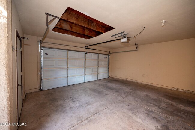 Foto del edificio - 3346 W Starfall Pl