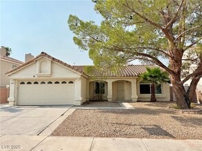 Building Photo - 1502 Cliff Branch Dr