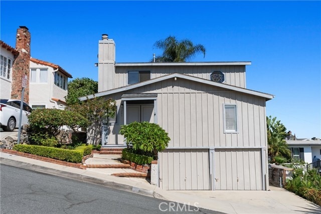 Building Photo - 283 Viejo St