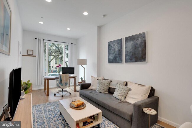 Foto del edificio - 709 N 19th St