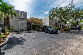 Building Photo - 1504 NW 112th Terrace